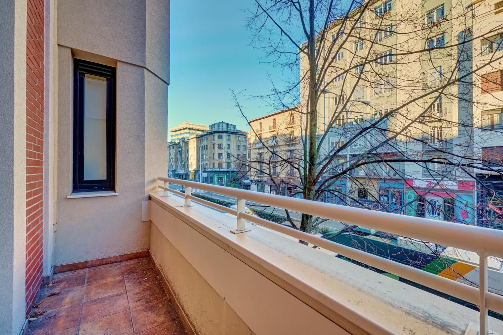 Apartamento El Conde By Clabao Пампона Екстериор снимка